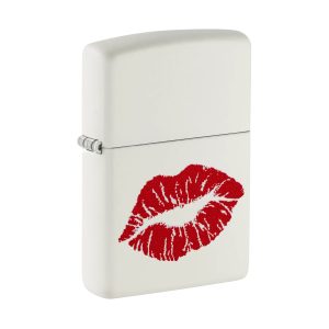 46653 Zippo Kiss